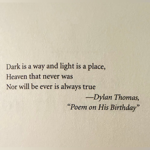 Glass Castle Paperback Book Best Seller Awesome Book Better Than The Movie GREAT - Picture 4 of 9